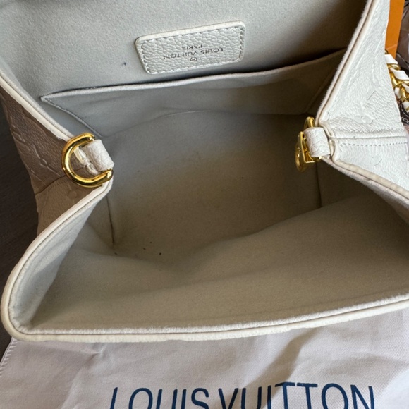 Used Louis Vuitton main image 6